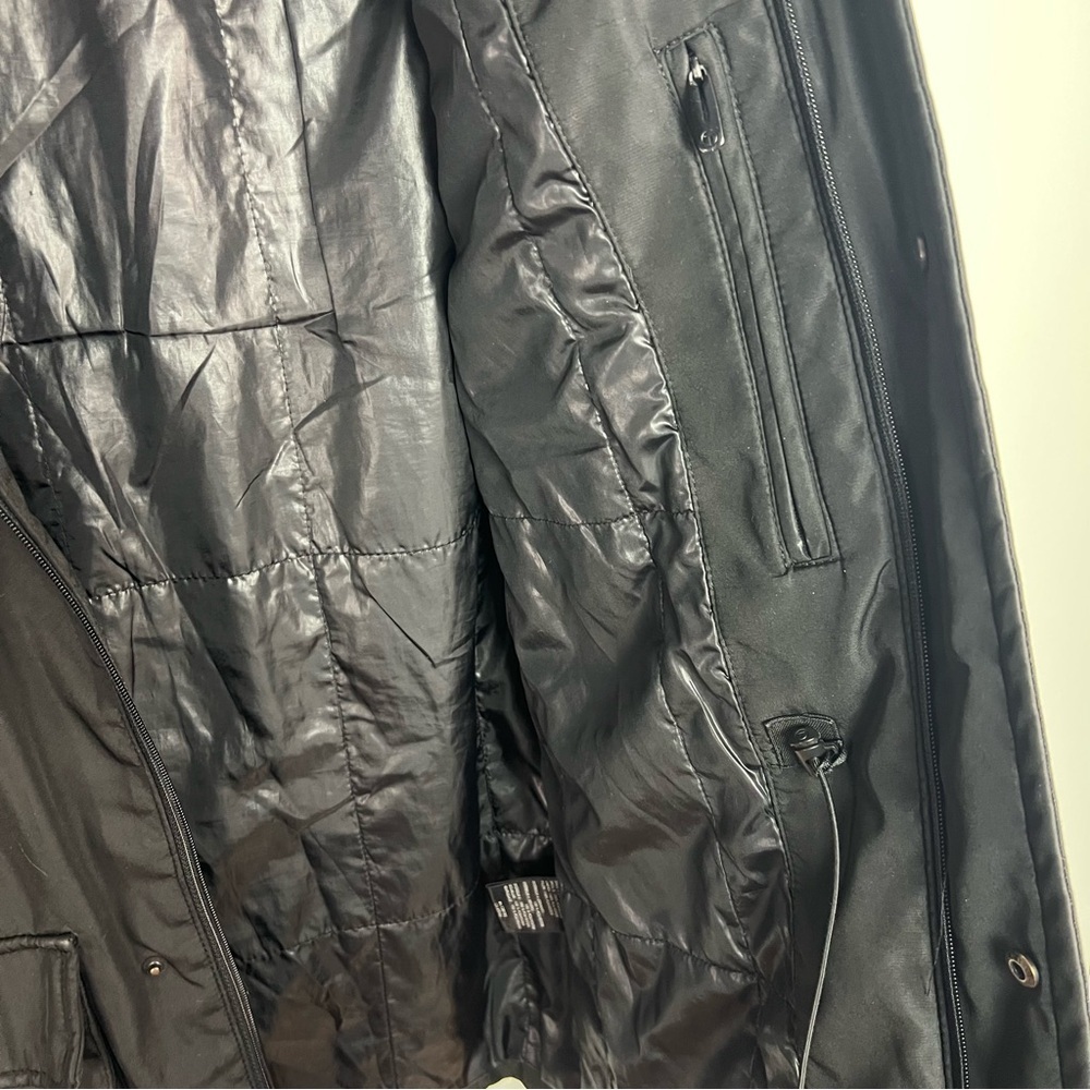 Tumi Men’s Black Insulated Tech Jacket Hidden Hood - Zip & Snap - Size Small - Picture 11 of 17